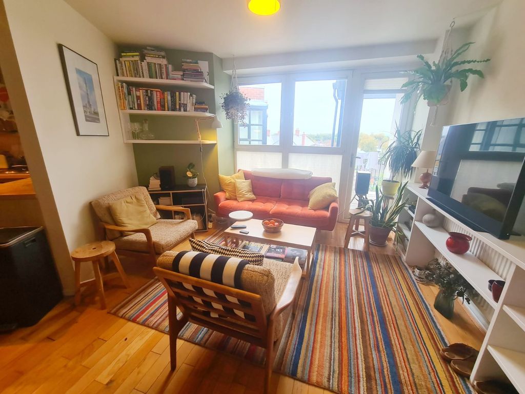 Property photo 2 of 11 Picture No. 09