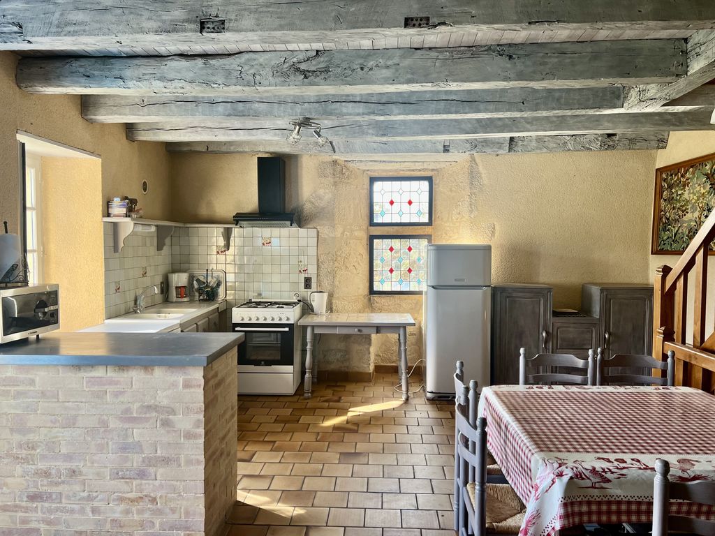 Property photo 3 of 20