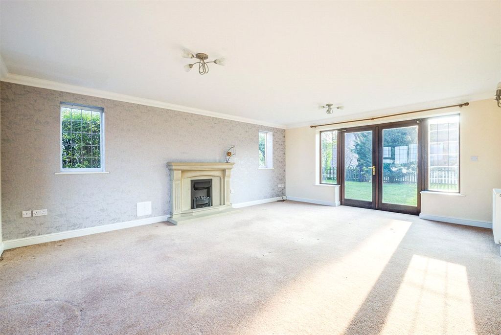 Property photo 2 of 15 Picture No. 49