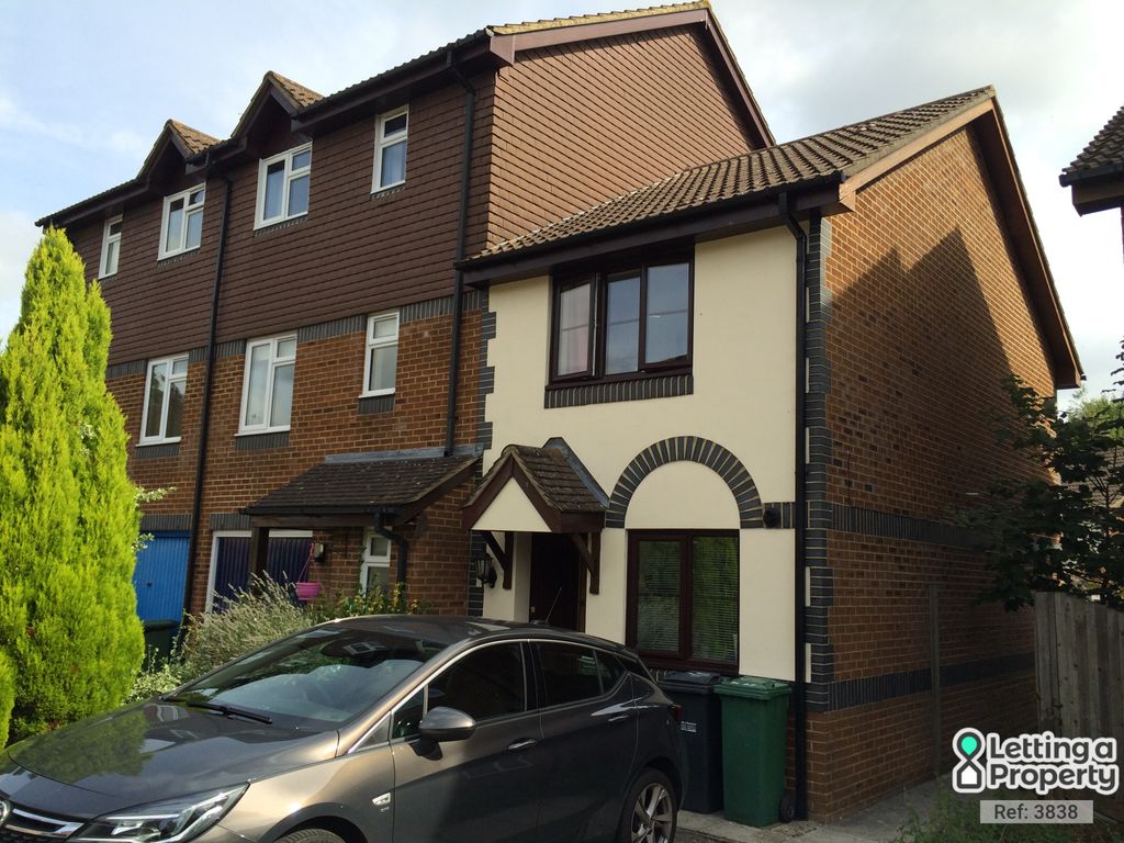 Property photo 2 of 9