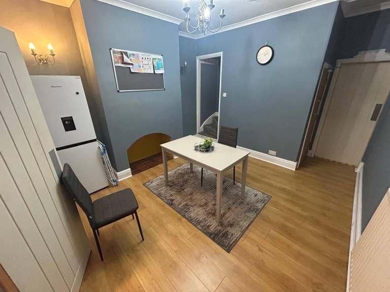 Property photo 3 of 8 Photo 3