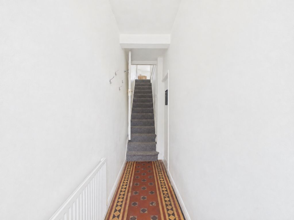 Property photo 2 of 6 9A85F562-3cd7-406d-B741-44895F4F8d52