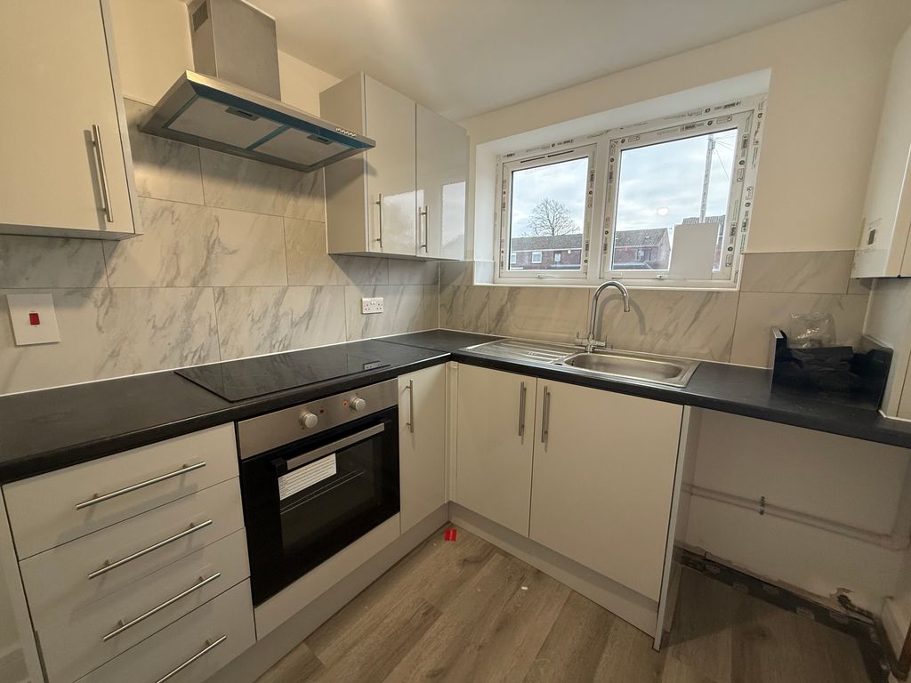 Property photo 2 of 10 Image