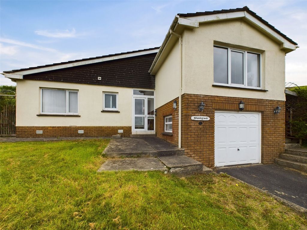Property photo 1 of 20 Picture No. 17