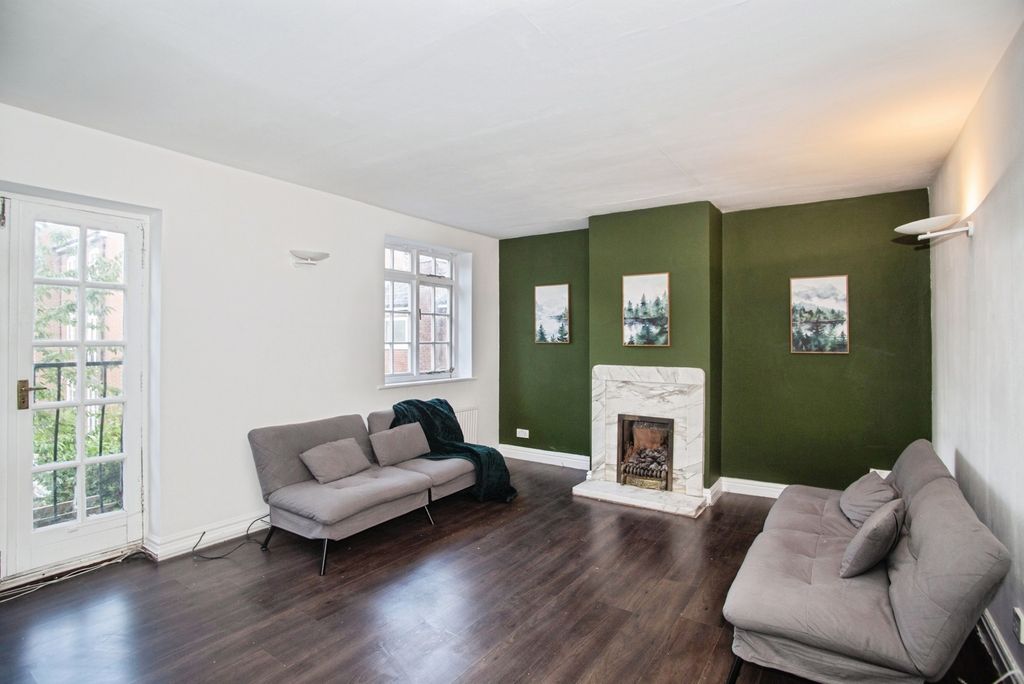 Property photo 2 of 22 Pbox-Img.Jpg