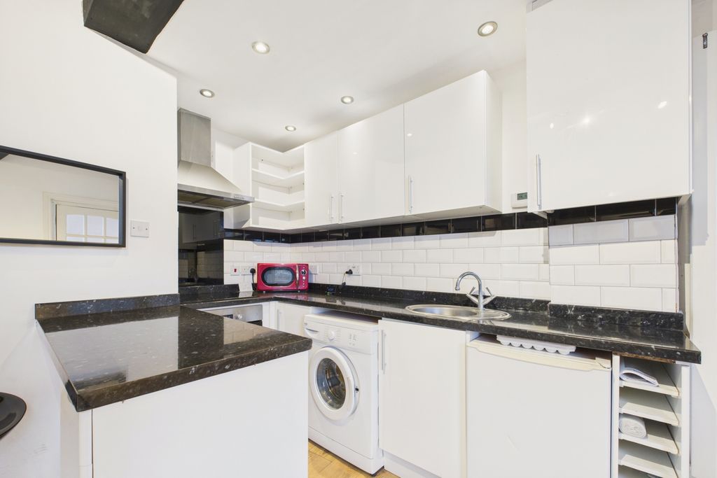 Property photo 2 of 10 Picture No. 07