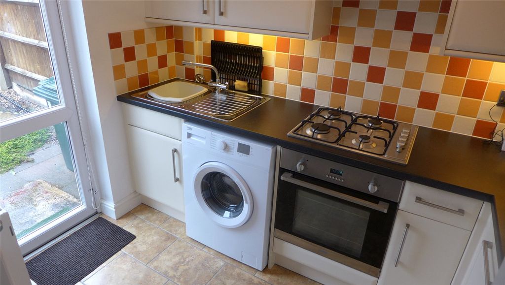 Property photo 2 of 13 Picture No. 02