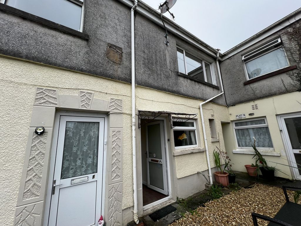 Property photo 1 of 6 Img_3504