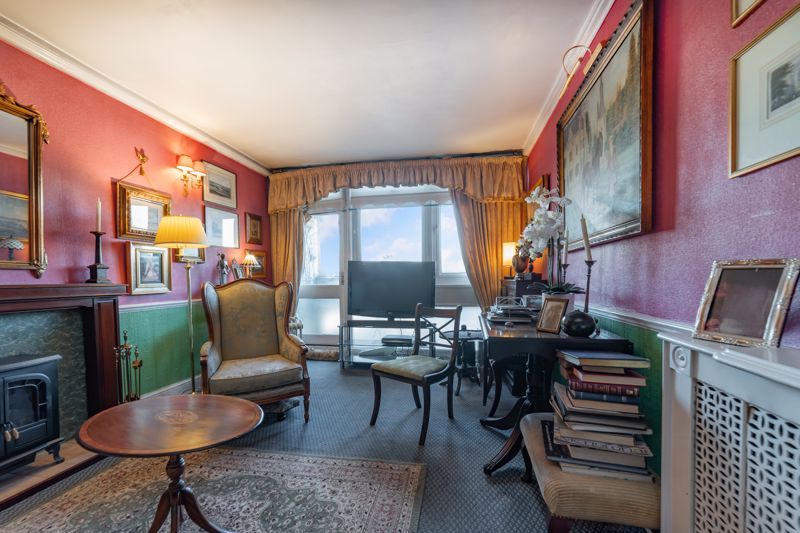 Property photo 3 of 18 Photo 8