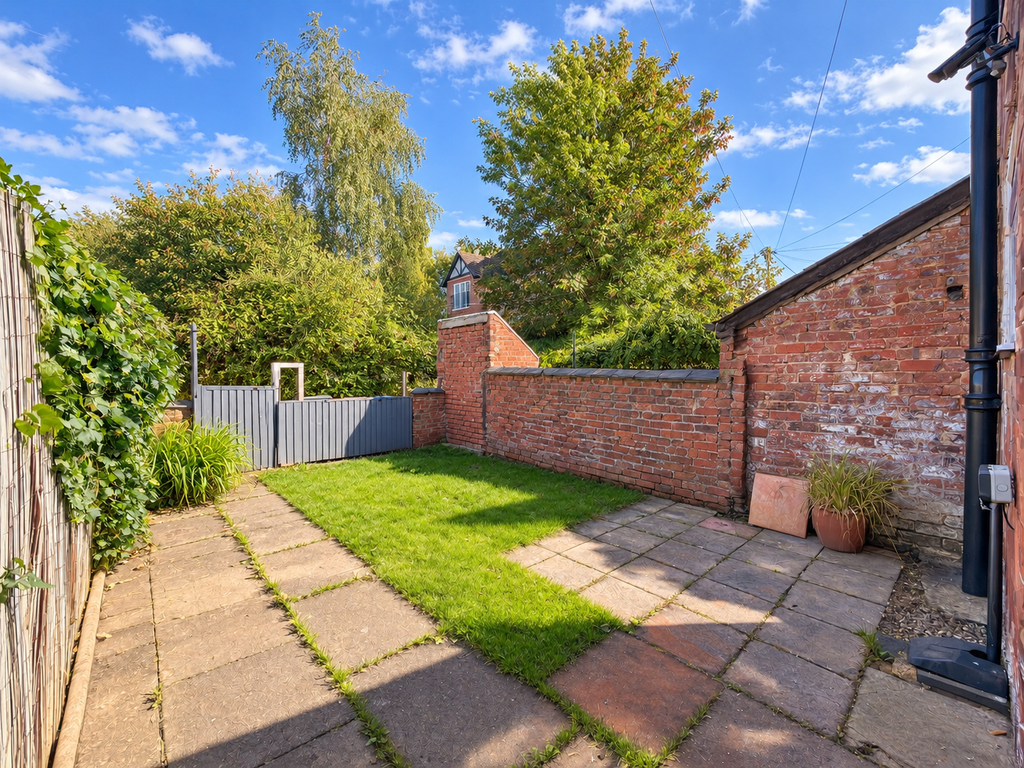 Property photo 2 of 22