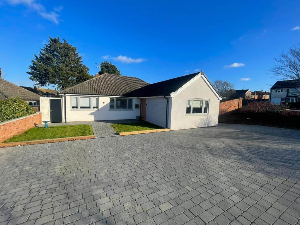 Property photo 1 of 34