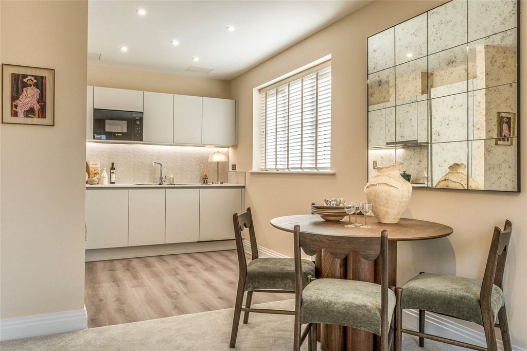 Property photo 3 of 12 A Berekley Home