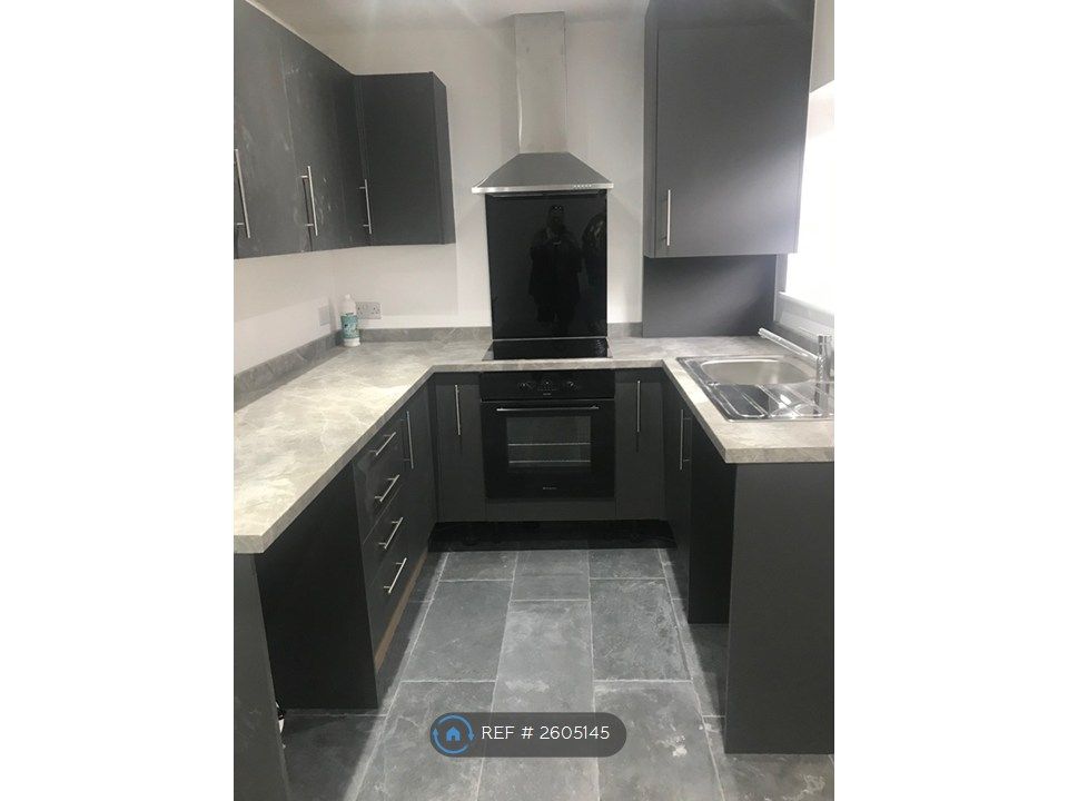 Property photo 1 of 14 Kitchen