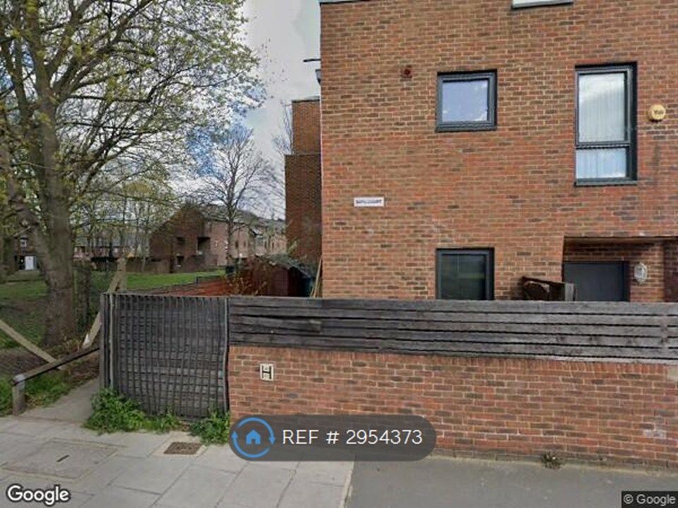 Property photo 1 of 1