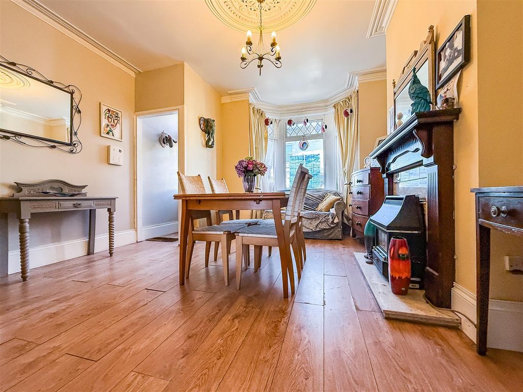 Property photo 2 of 18 Img_9084.Jpg