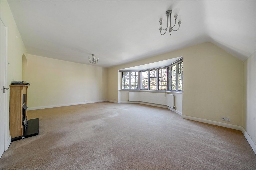 Property photo 3 of 27 Picture No. 09