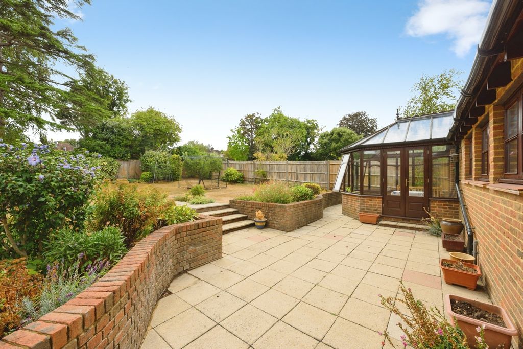 Property photo 3 of 19 Picture No. 12