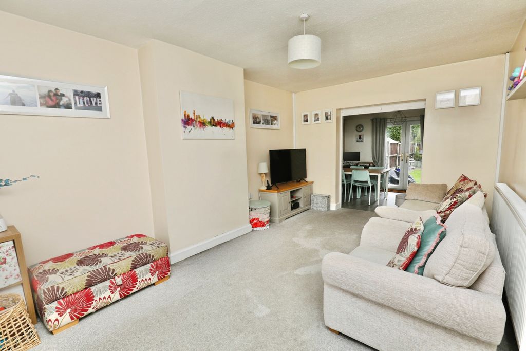 Property photo 2 of 15