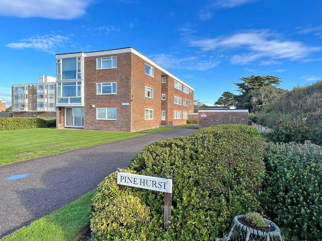 Property photo 3 of 18 Picture No. 33