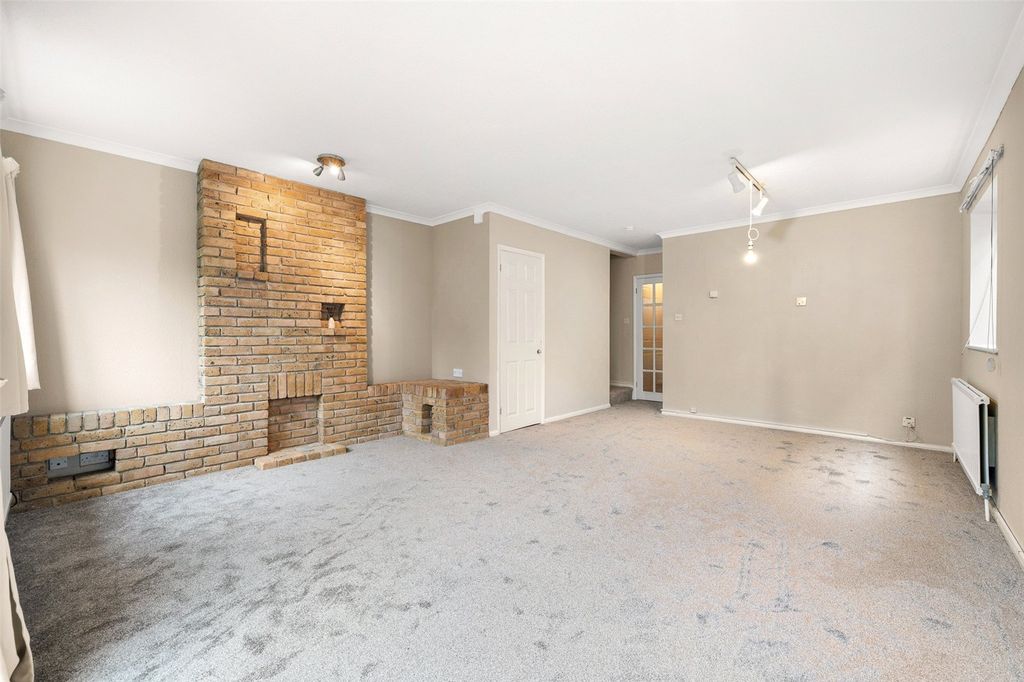 Property photo 2 of 11 Picture No. 20