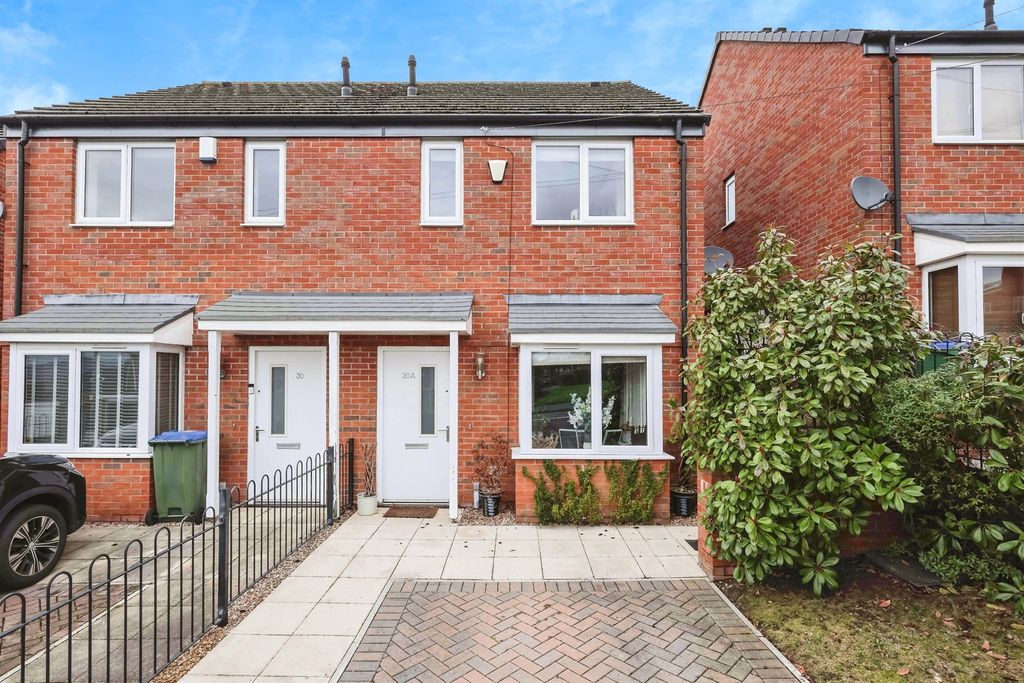 Property photo 1 of 16