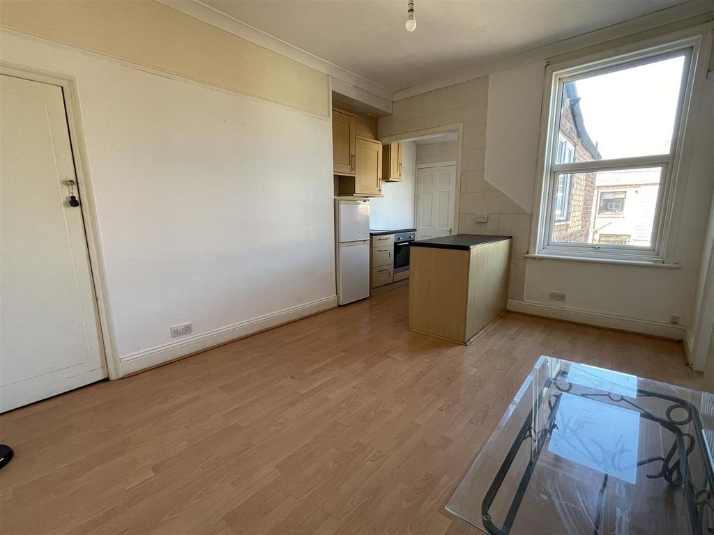 Property photo 3 of 9 Img_1451.Jpg
