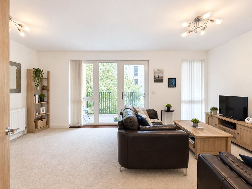 Property photo 2 of 11 Picture No. 17