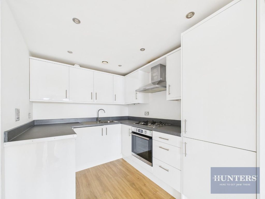 Property photo 2 of 7 Kitchen / Living Area