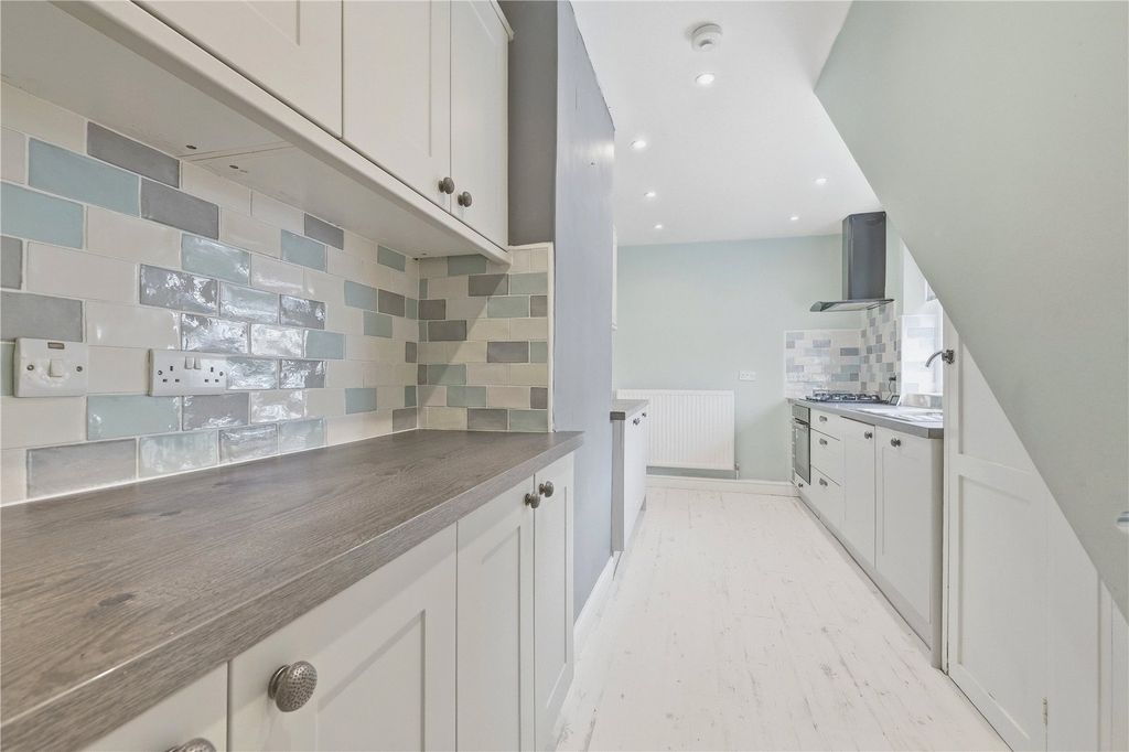 Property photo 2 of 15 Kitchen