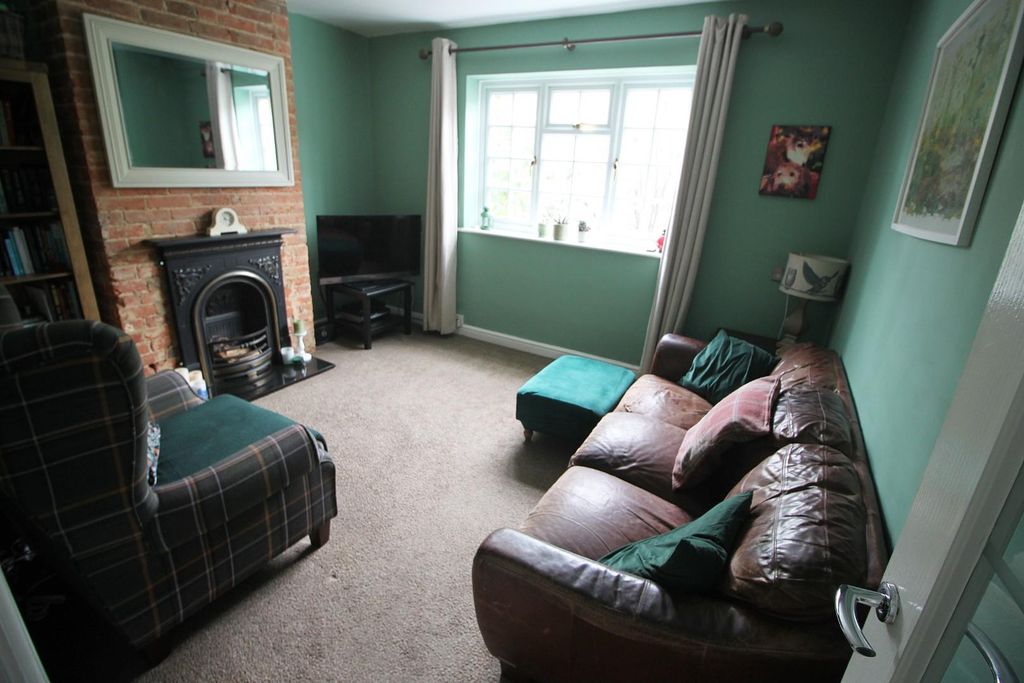 Property photo 2 of 17 Img_0885.Jpg