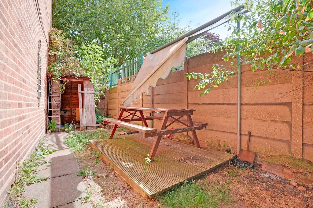 Property photo 3 of 13