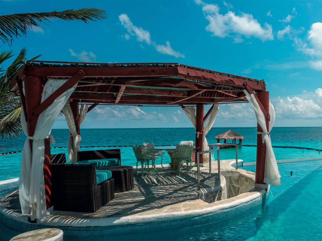 Property photo 3 of 37