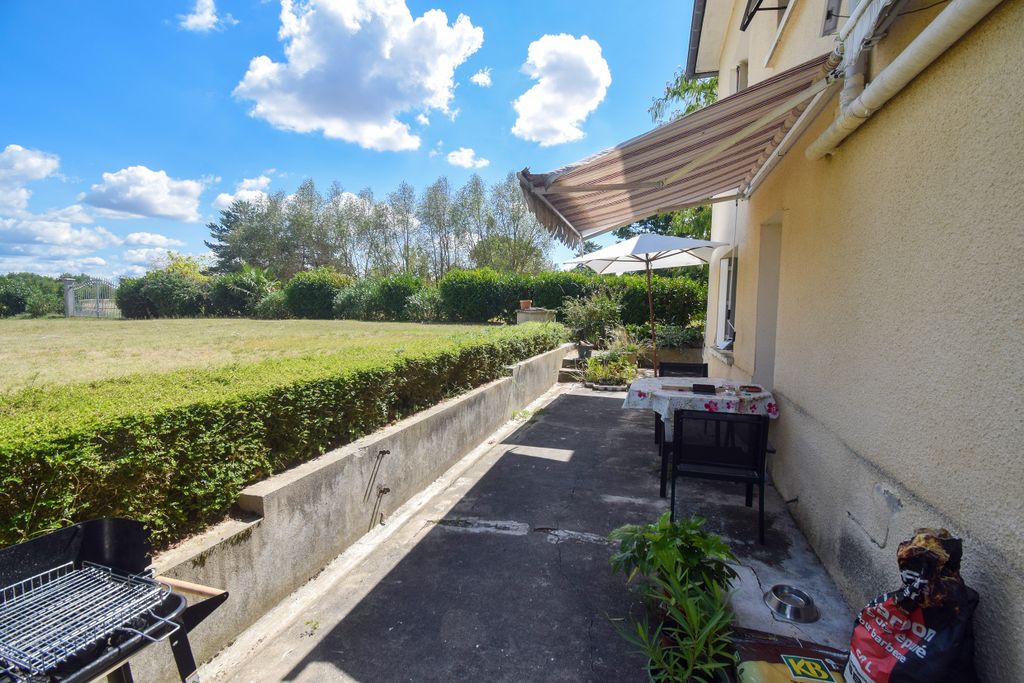 Property photo 3 of 21