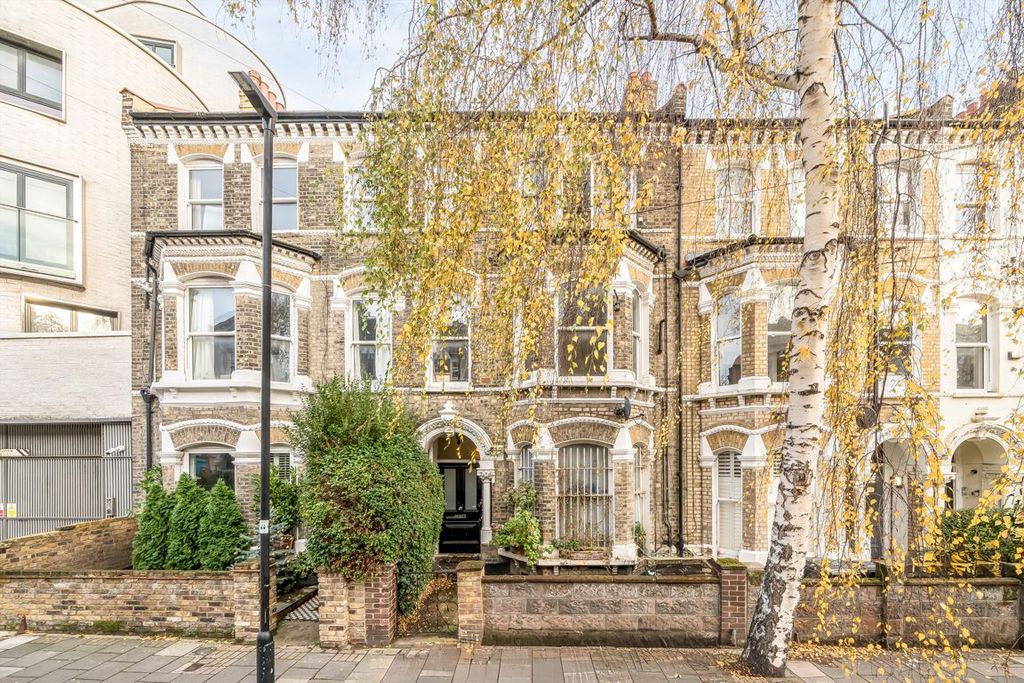 Property photo 1 of 7