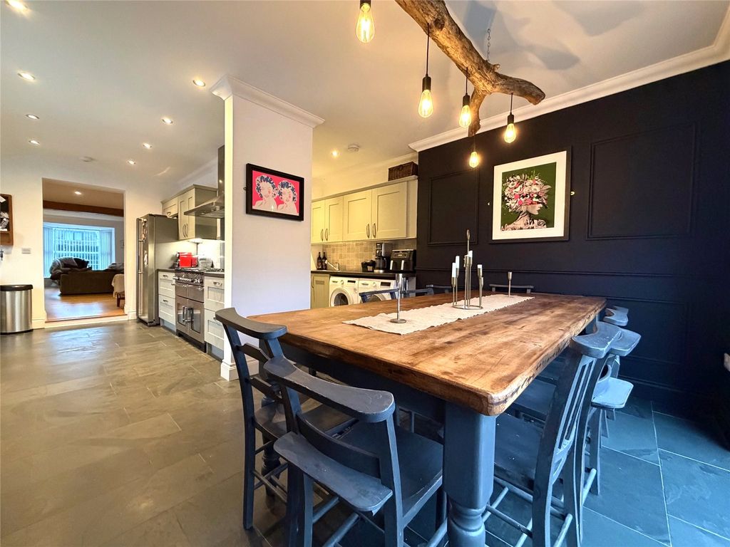 Property photo 3 of 41 Picture No. 39