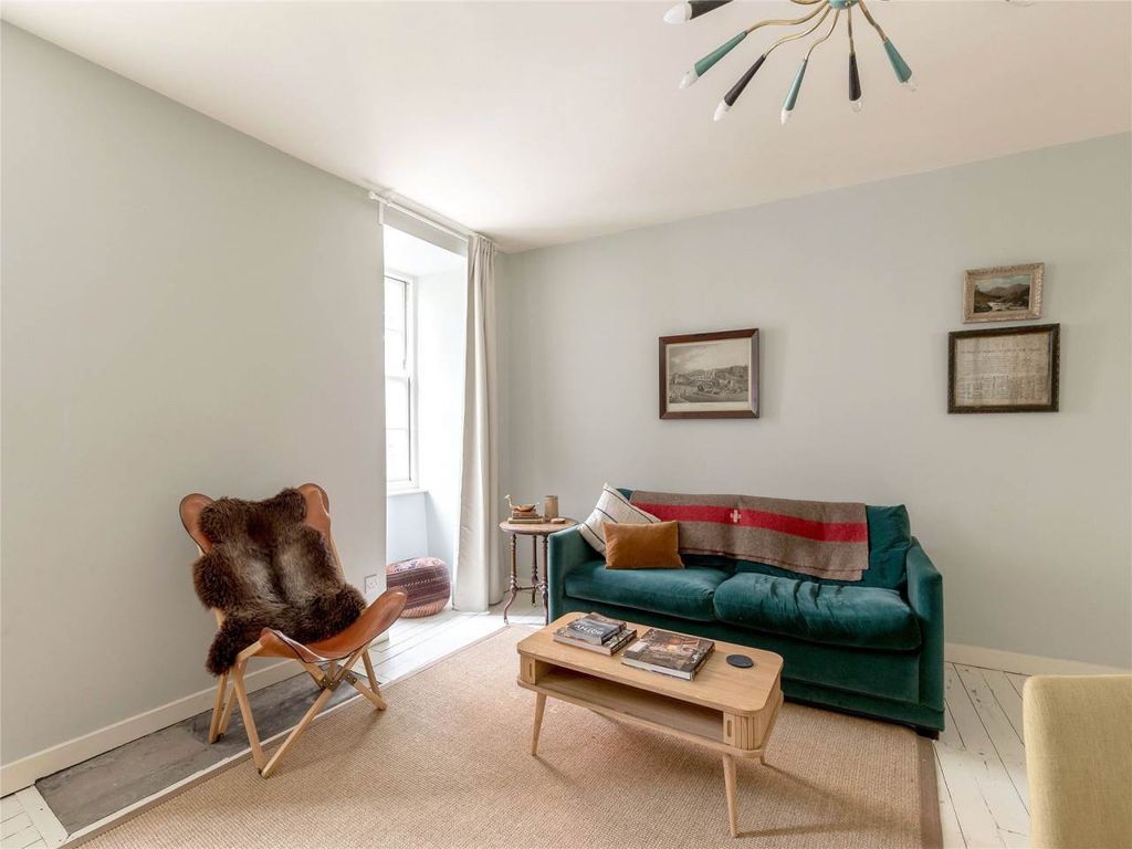 Property photo 3 of 15 3