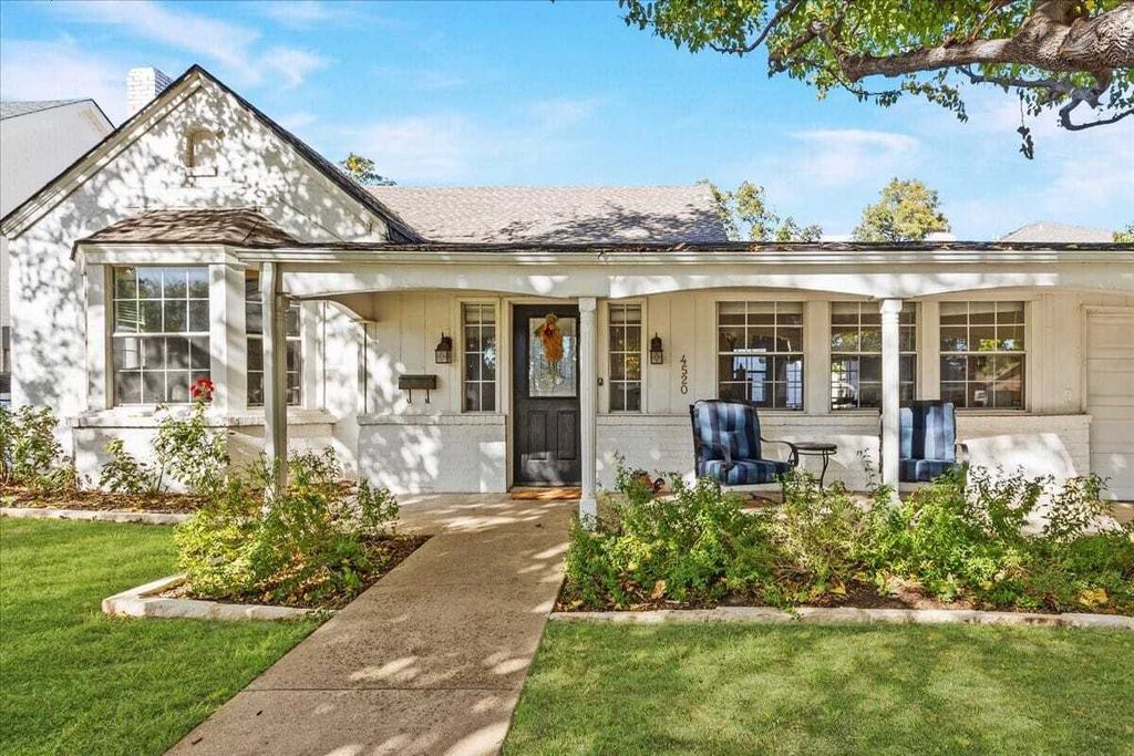 Property photo 1 of 31