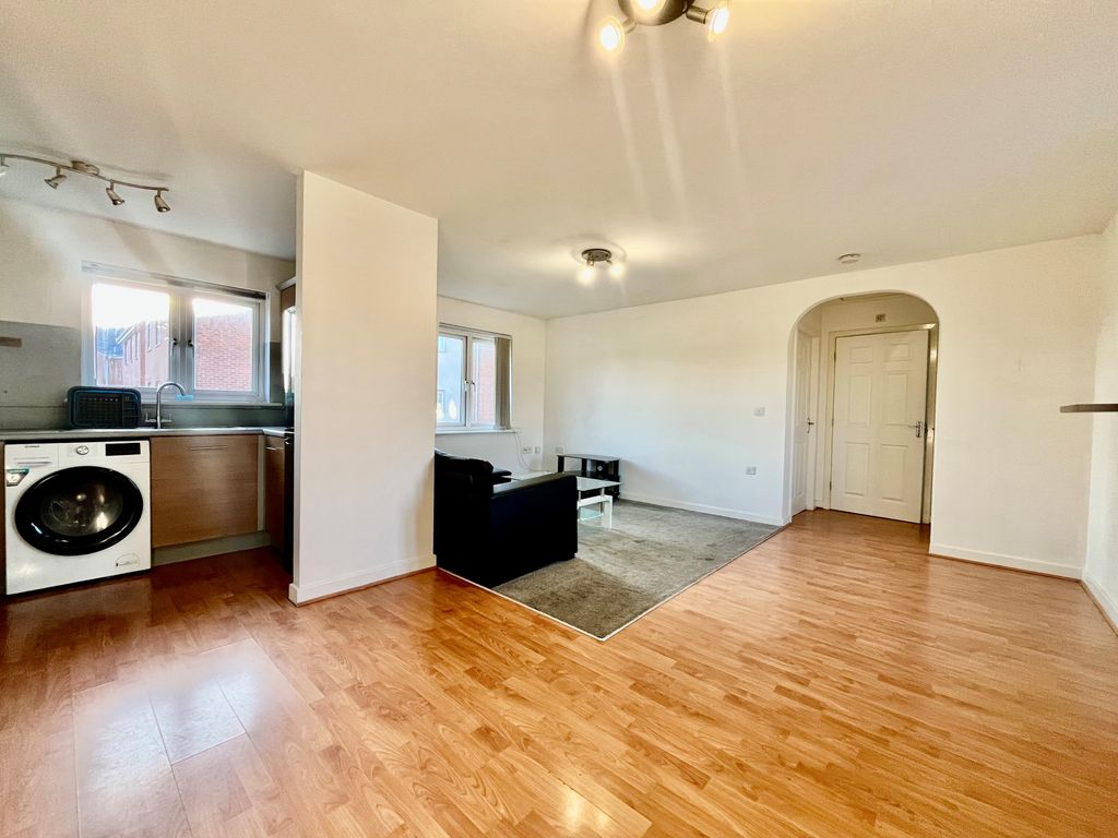 Property photo 3 of 6 Image