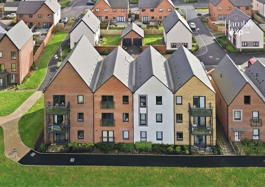 Property photo 3 of 14