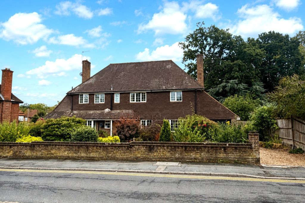 Property photo 1 of 21