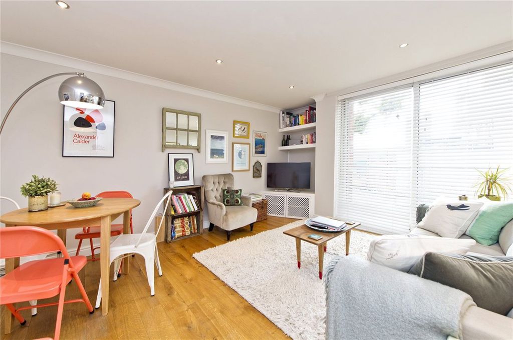 Property photo 1 of 7