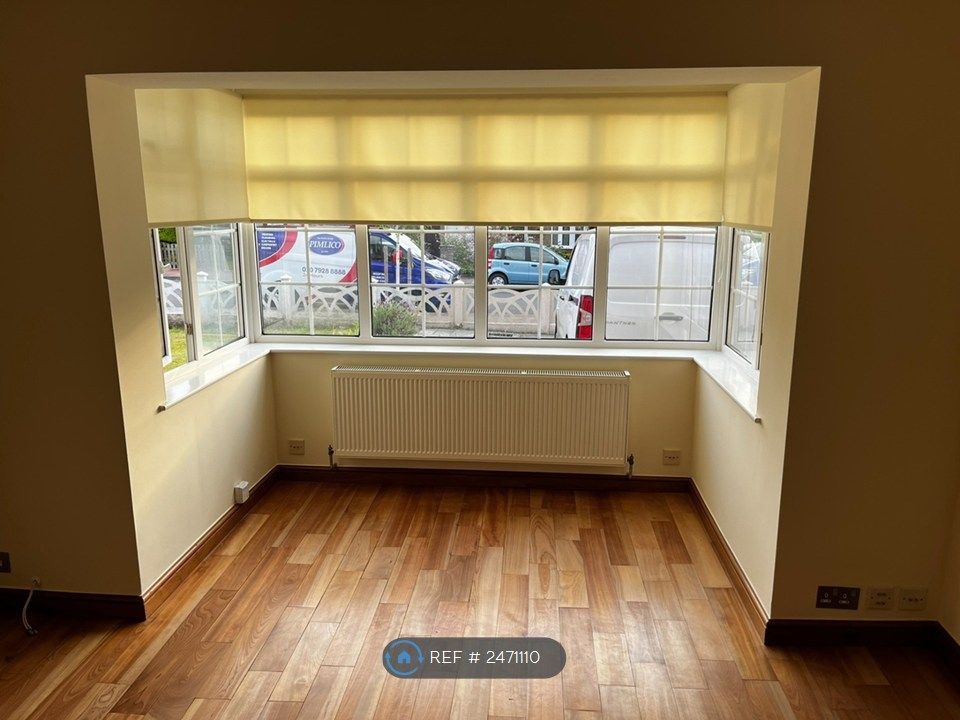 Property photo 3 of 13 Bay Window