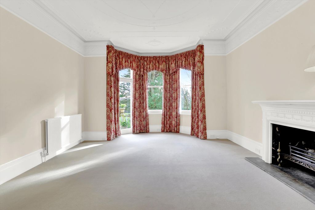 Property photo 3 of 14 Image