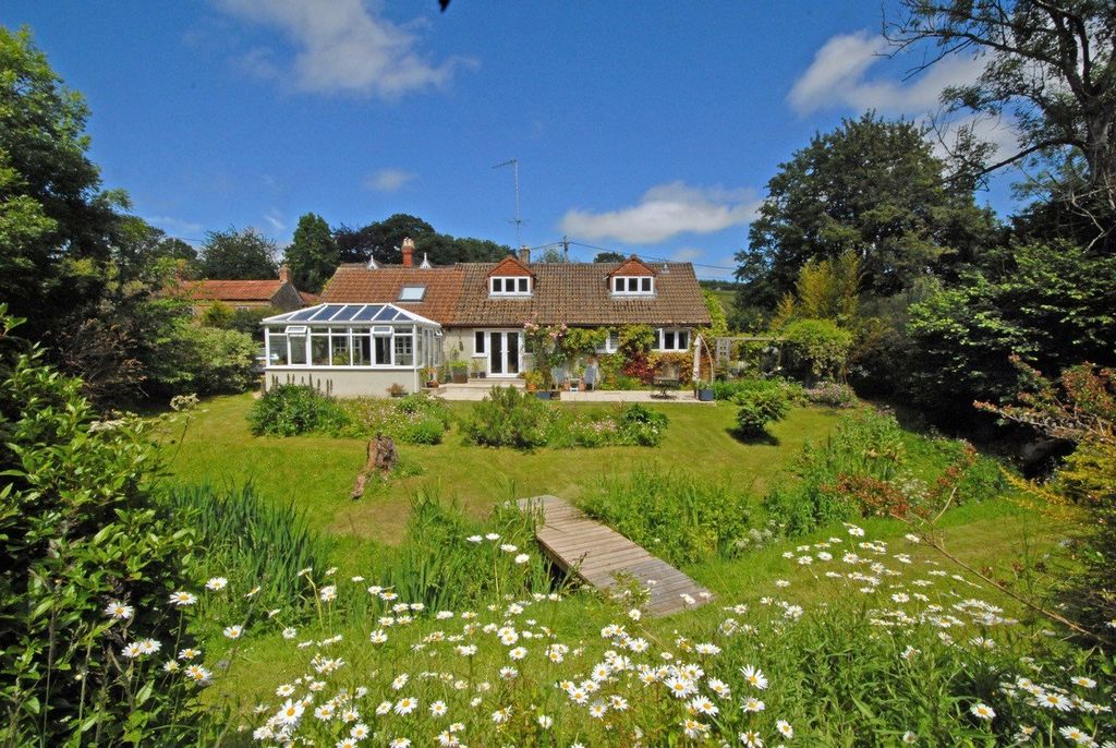 Property photo 1 of 12 The Willows
