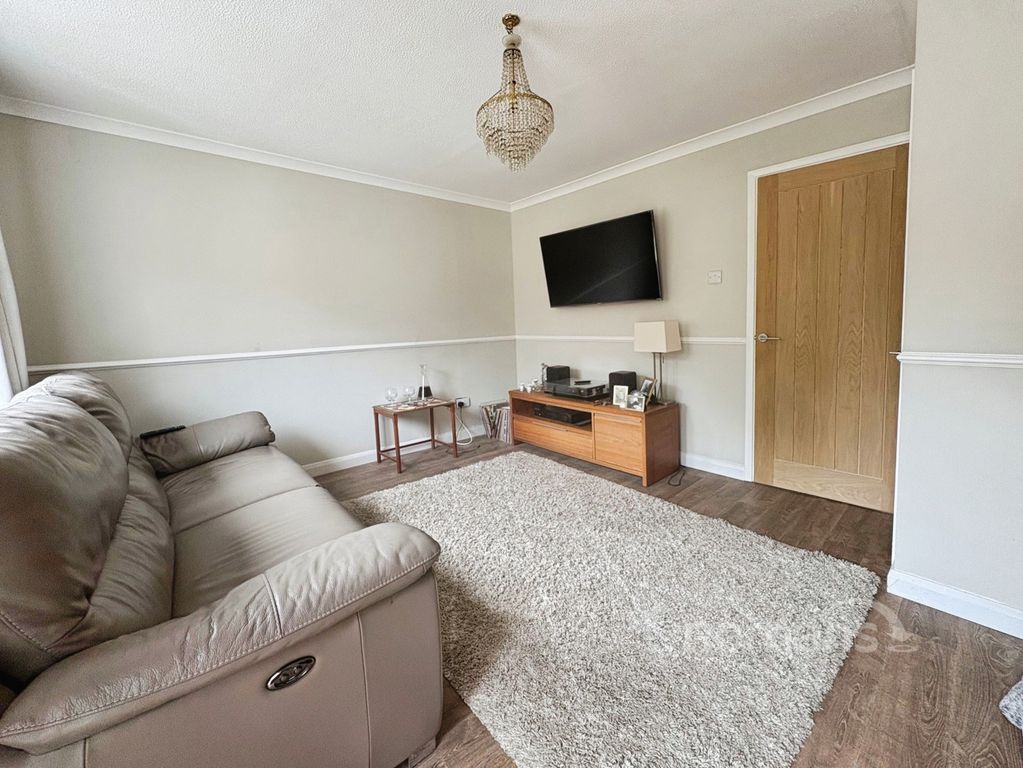 Property photo 3 of 14 Pbox-Img.Jpg