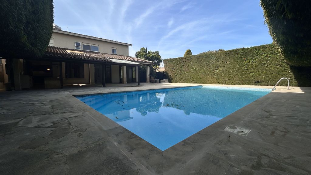 Property photo 1 of 56