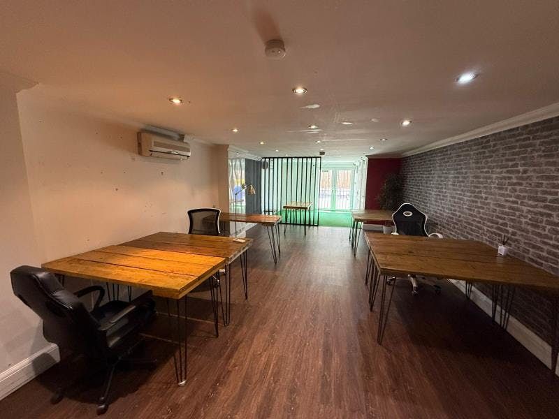 Property photo 2 of 8 Picture 5.Jpg