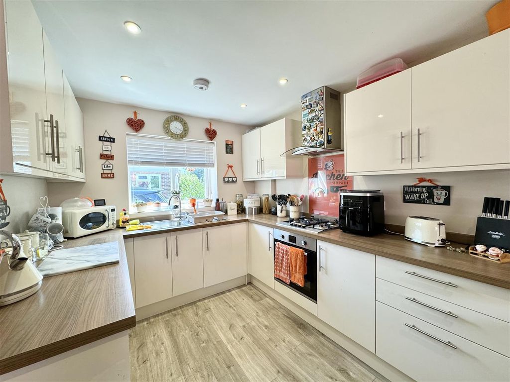 Property photo 3 of 10 Img_3426.Jpg