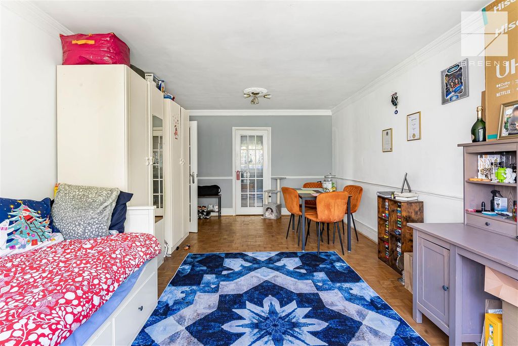 Additional image 4 of 2 bed flat for saleOakdale Gardens, London E4