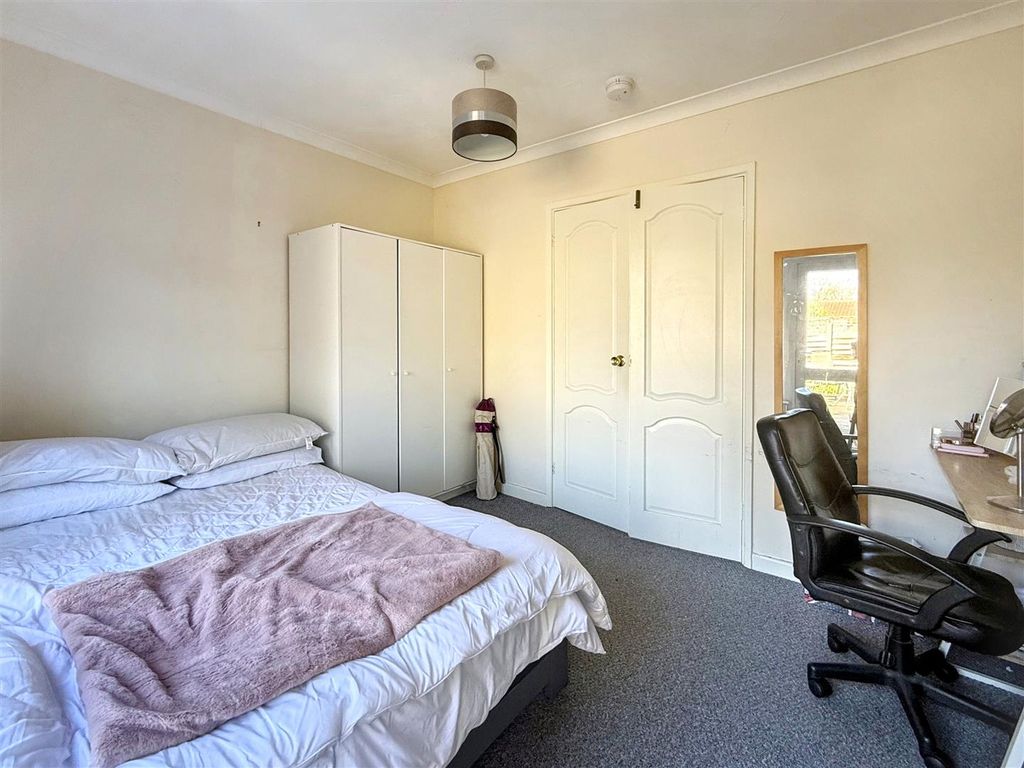 Property photo 2 of 11 Image00014 2.Jpg